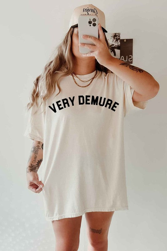 T-SHIRT GRAPHIQUE TRÈS SOBRE