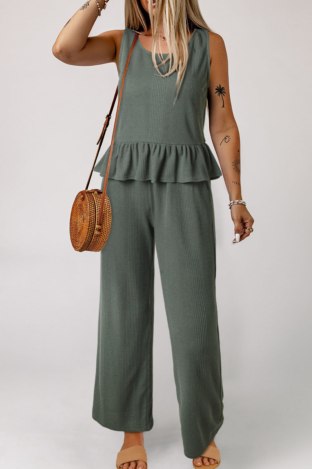 Ensemble débardeur et pantalon côtelés vert uni à volants