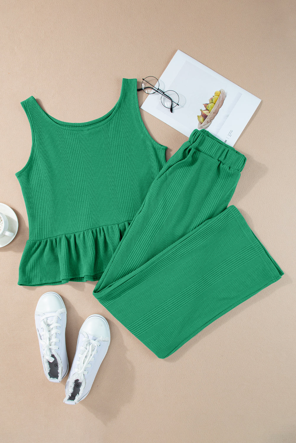 Ensemble débardeur et pantalon côtelés de couleur unie verte