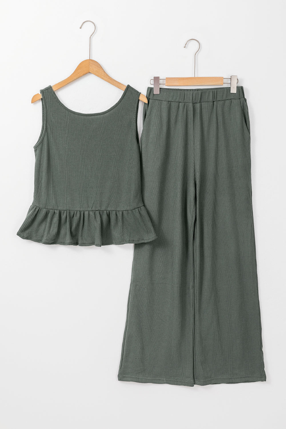 Ensemble débardeur et pantalon côtelés vert uni à volants