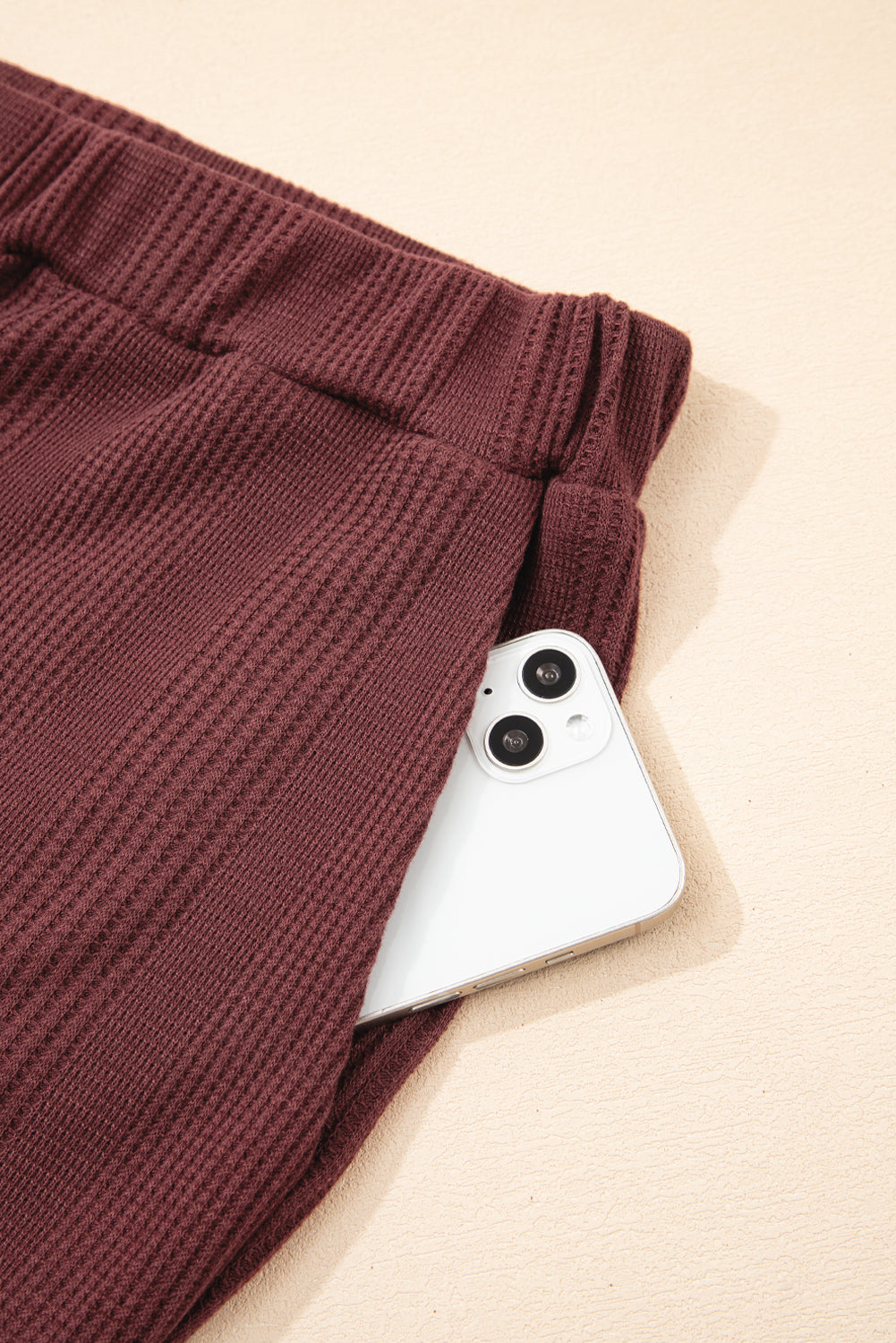 Ensemble débardeur et pantalon côtelés à volants de couleur unie Red Dahlia