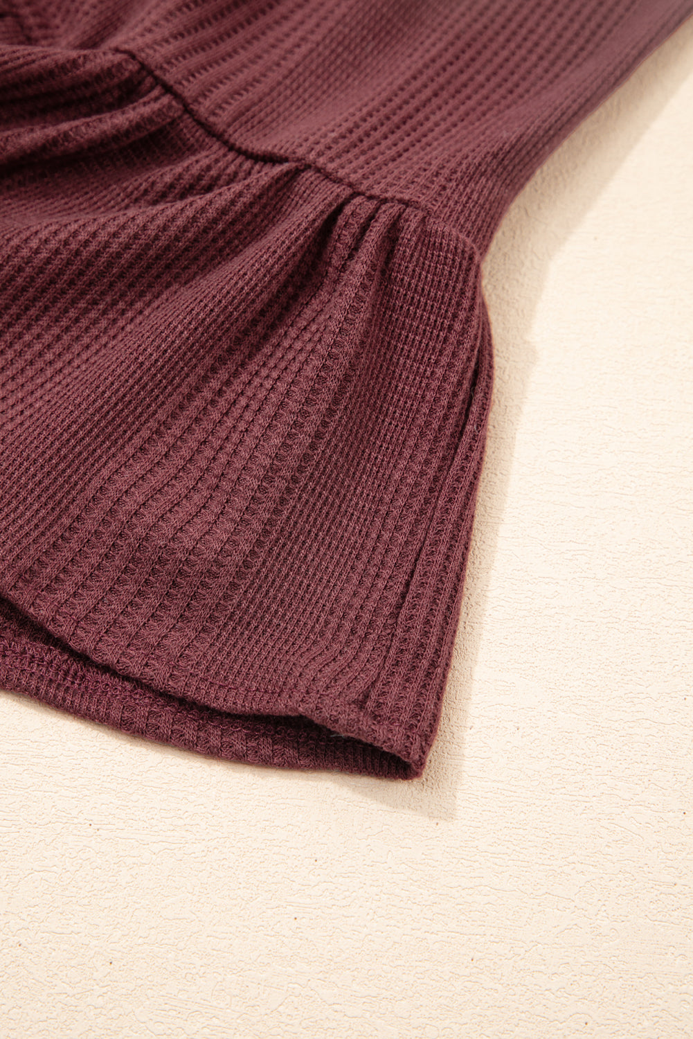 Ensemble débardeur et pantalon côtelés à volants de couleur unie Red Dahlia