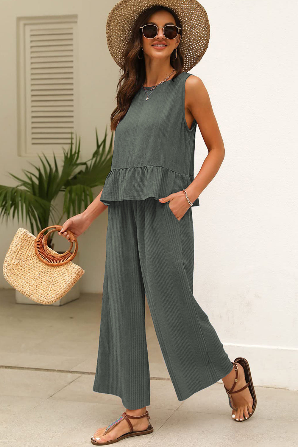 Ensemble débardeur et pantalon côtelés vert uni à volants