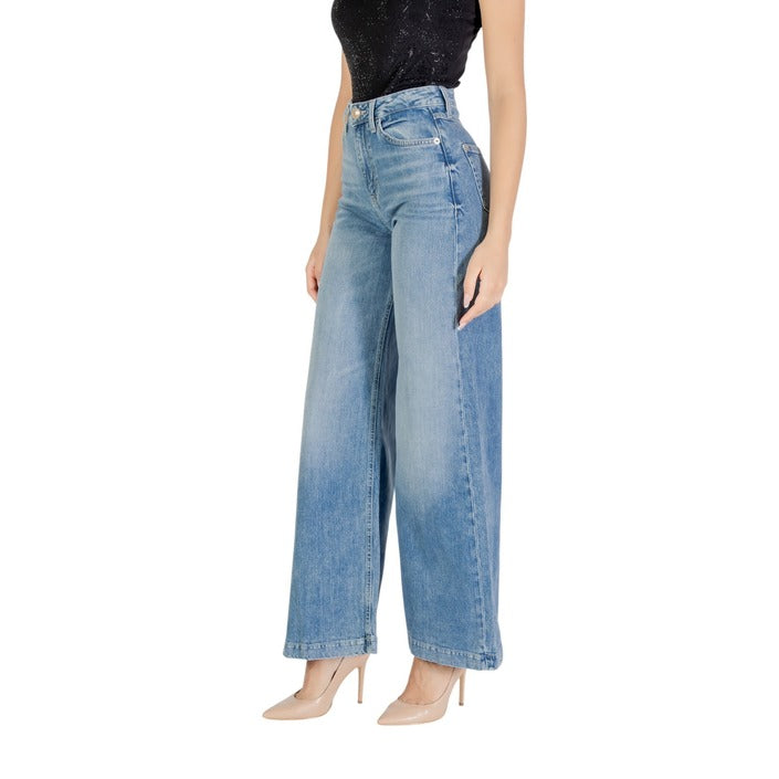 Jean Guess pour femme – Denim stretch bleu clair pour un style automne/hiver