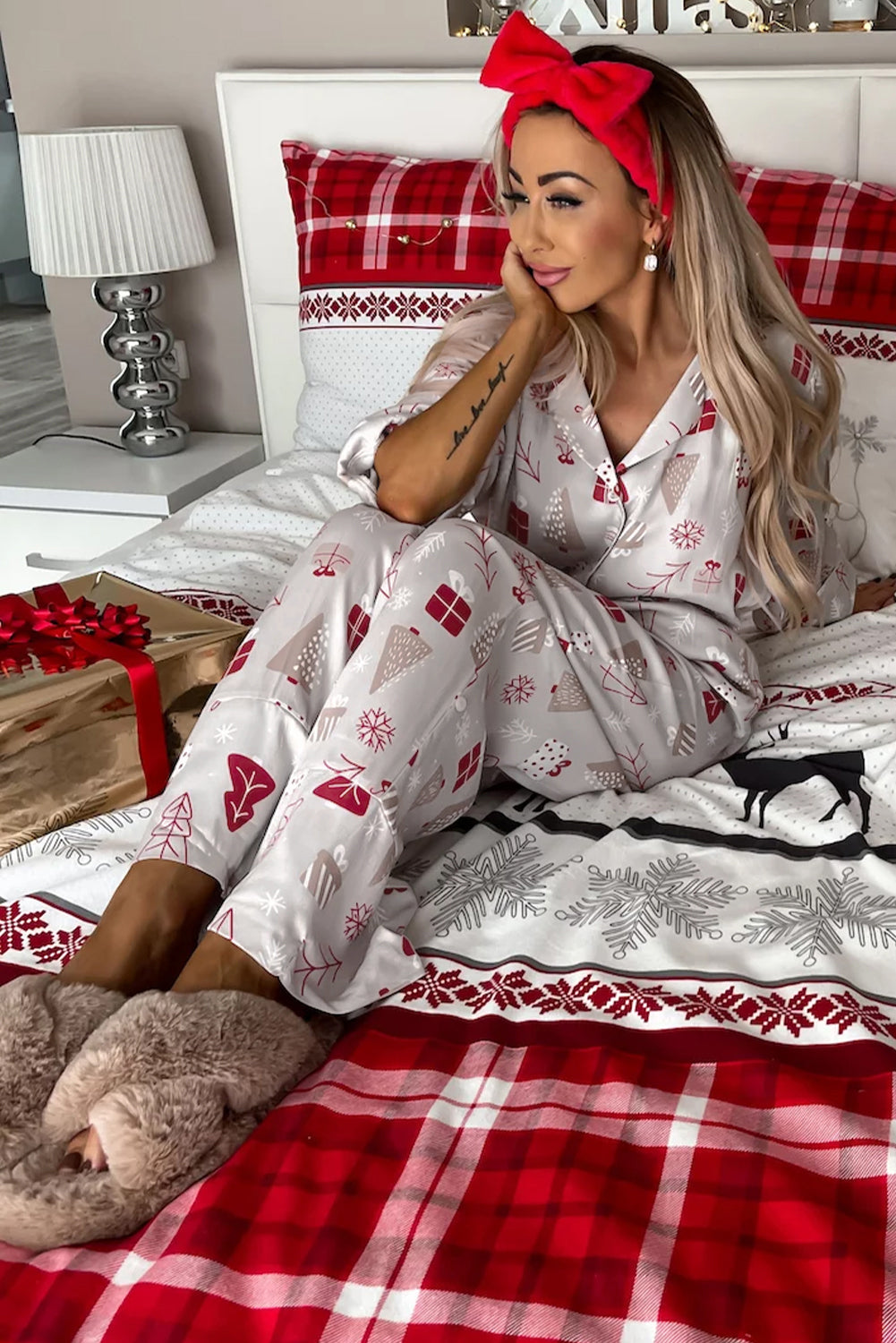 White Christmas Printed Shirt and Pants Pajama Set