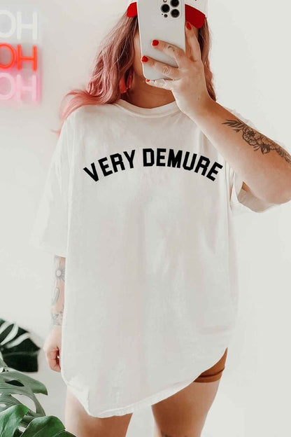 T-SHIRT GRAPHIQUE TRÈS SOBRE
