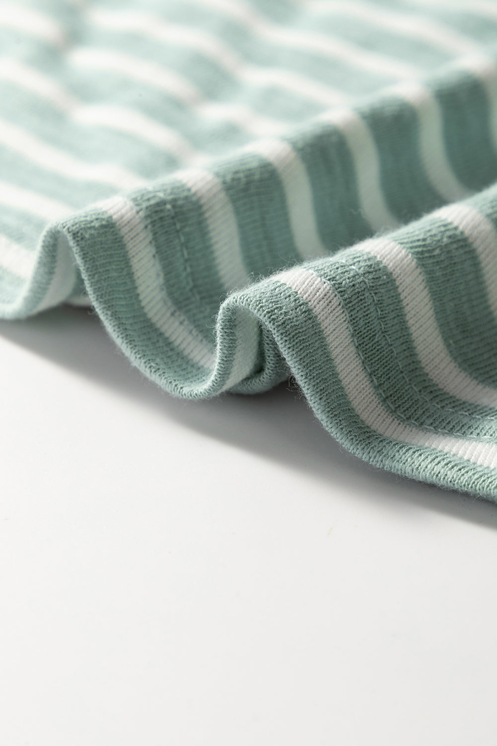 Robe longue froncée à rayures vertes – Taille haute, sans manches et fluide