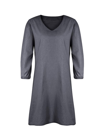 Full Size V-Neck Half Sleeve Dress in gray, basic style, 65% rayon and 35% polyester fabric.