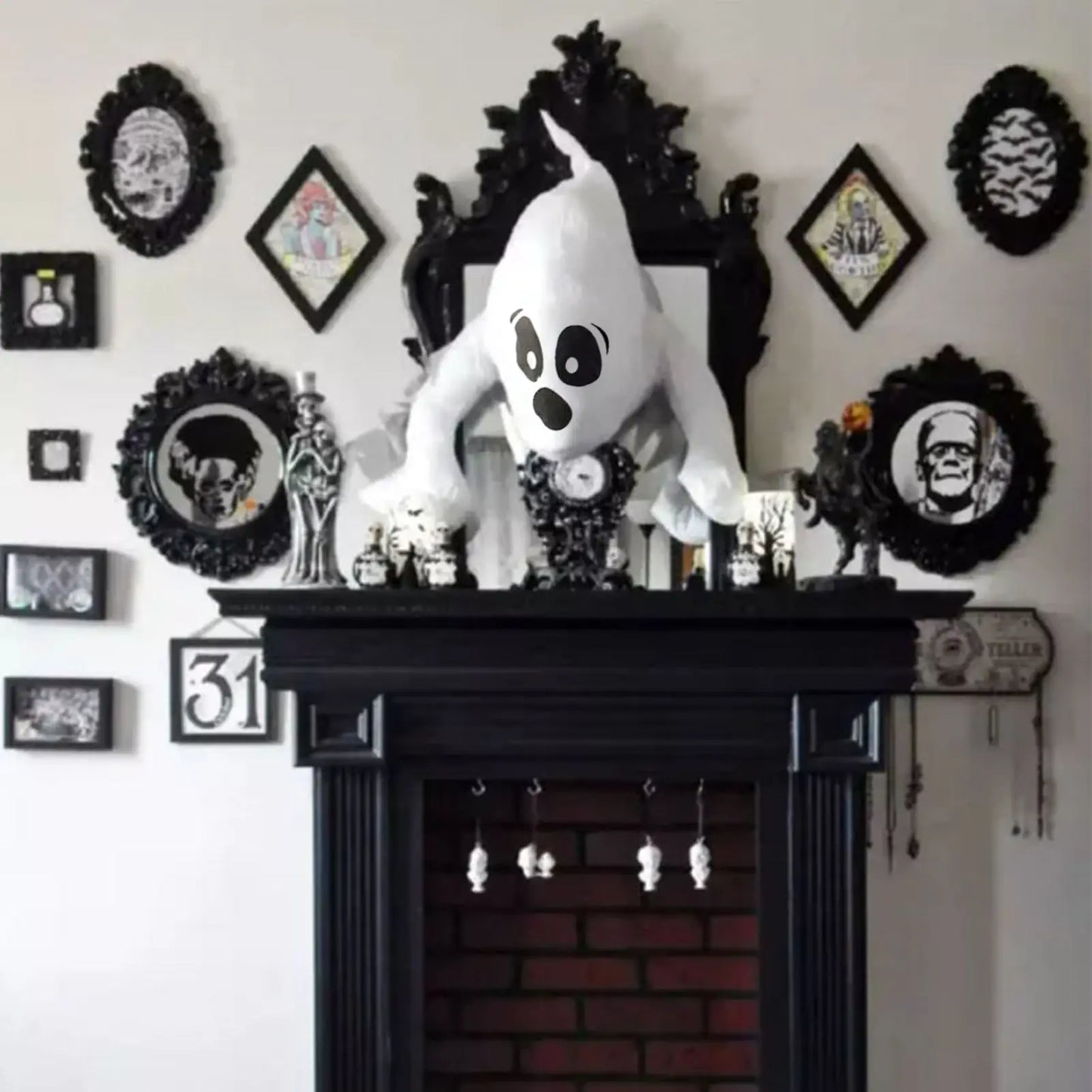 Halloween Cute Ghost Break The Window Deco