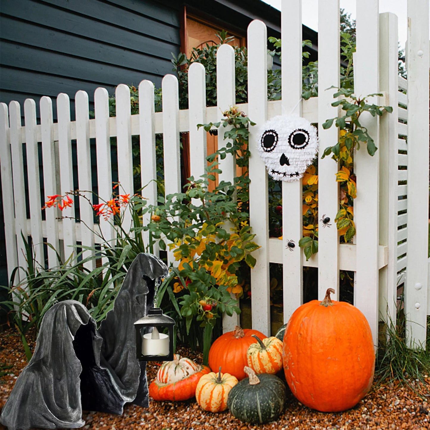 Hell'S Messenger with Lantern, the Ghost Looking for Light Realistic Resin Ghost Sculpture for Halloween Home Garden Decoration Halloween Decorations