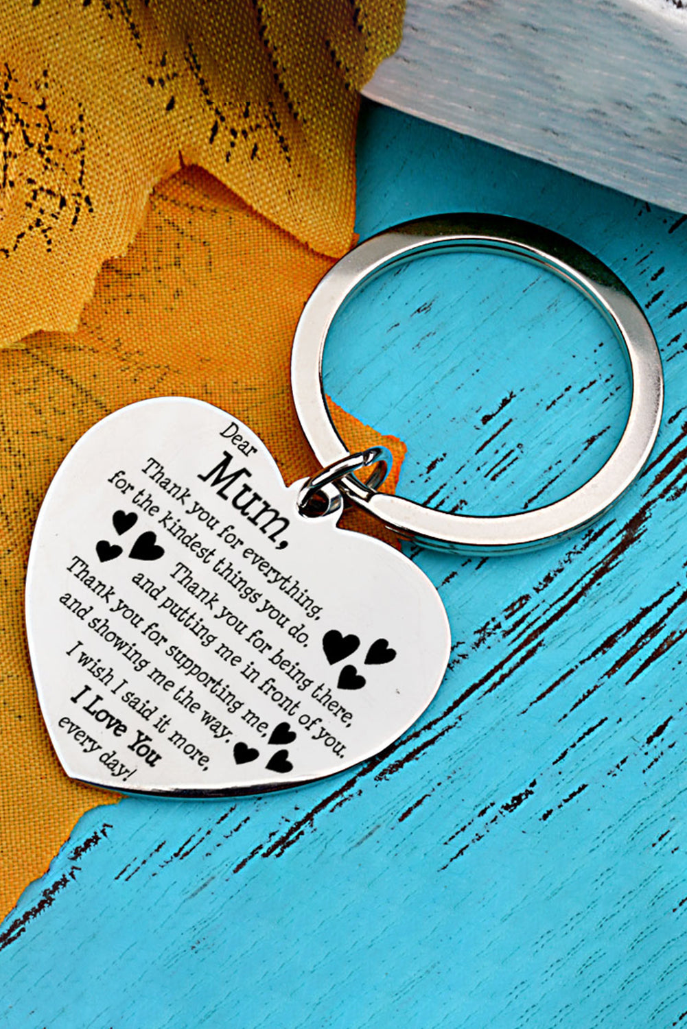 White Dear Mum Gift Heart Pendant Key Ring