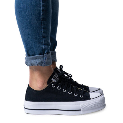 Converse Women Sneakers – Classic Black Lace-Up for Spring/Summer